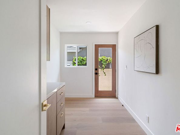4731 Don Miguel Drive, Los Angeles CA 90008