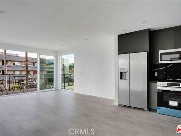 264 S Union Avenue, Los Angeles CA 90026