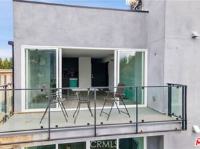 264 S Union Avenue, Los Angeles CA 90026