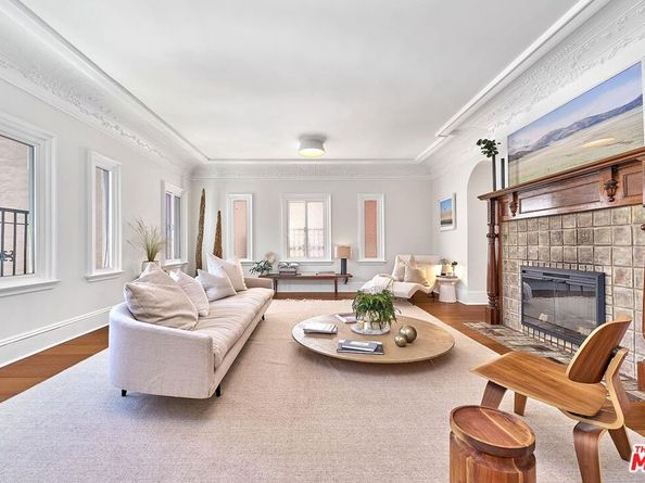 326 S Kingsley Drive, Los Angeles CA 90020