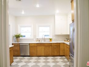 326 S Kingsley Drive, Los Angeles CA 90020