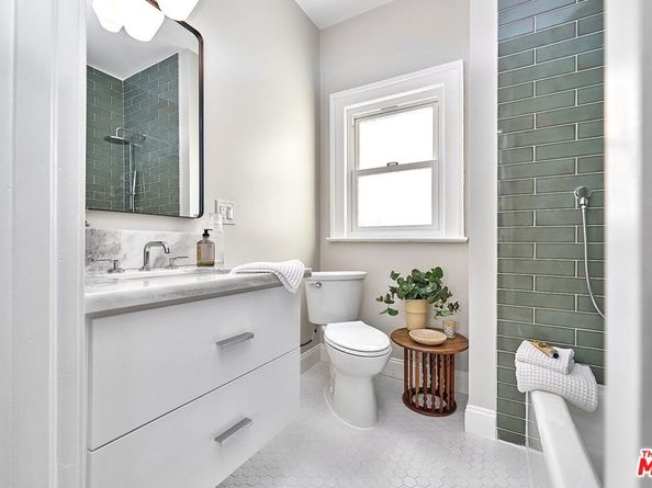 326 S Kingsley Drive, Los Angeles CA 90020