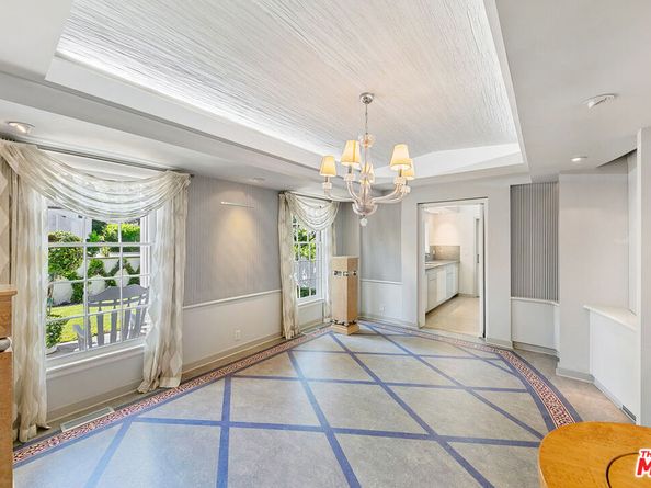 1350 Belfast Drive, Los Angeles CA 90069