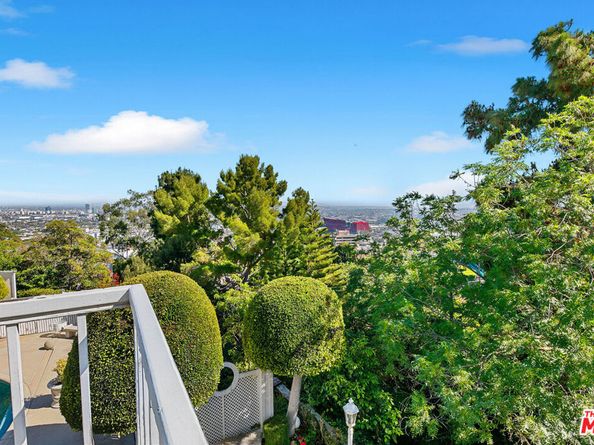 1350 Belfast Drive, Los Angeles CA 90069