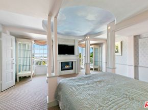 1350 Belfast Drive, Los Angeles CA 90069