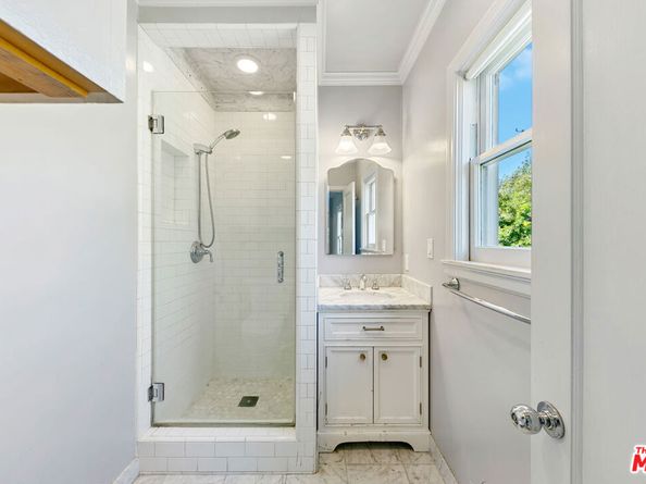 1350 Belfast Drive, Los Angeles CA 90069