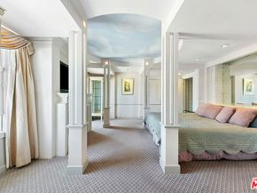 1350 Belfast Drive, Los Angeles CA 90069