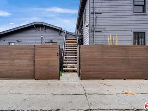 605 Indiana Avenue, Venice CA 90291