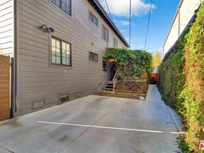 605 Indiana Avenue, Venice CA 90291