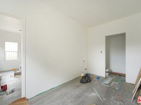 1519 W 30th Street, Los Angeles CA 90007