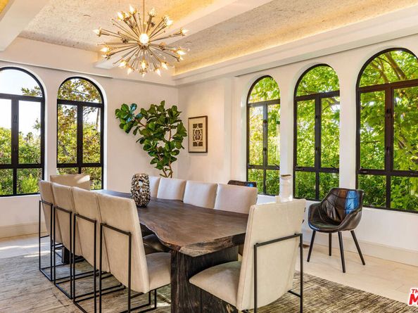 7801 Hillside Avenue, Los Angeles CA 90046