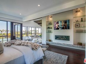 7801 Hillside Avenue, Los Angeles CA 90046