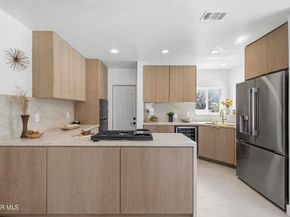 1446 N Rose Street, Burbank CA 91505