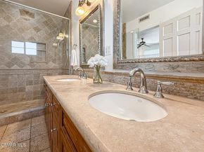 10111 Oak Park Avenue, Northridge CA 91325
