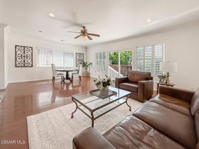 10111 Oak Park Avenue, Northridge CA 91325