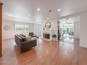 10111 Oak Park Avenue, Northridge CA 91325