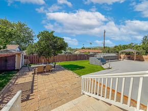 10111 Oak Park Avenue, Northridge CA 91325