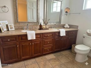 10111 Oak Park Avenue, Northridge CA 91325