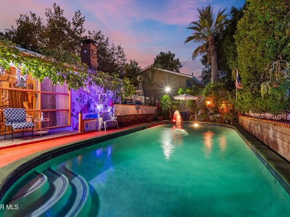 1705 La Loma Road, Pasadena CA 91105
