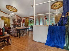 1705 La Loma Road, Pasadena CA 91105