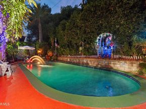 1705 La Loma Road, Pasadena CA 91105