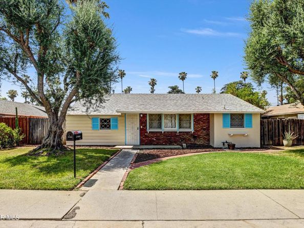 17400 Cantlay Street, Lake Balboa CA 91406