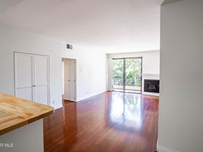 1420 N Stanley Avenue 103, Los Angeles CA 90046