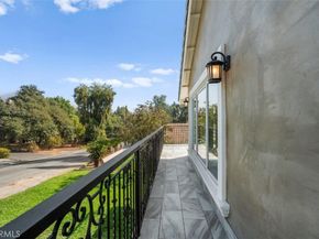 160 Summit Road, La Verne CA 91750