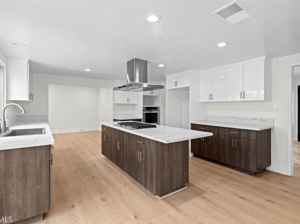 160 Summit Road, La Verne CA 91750