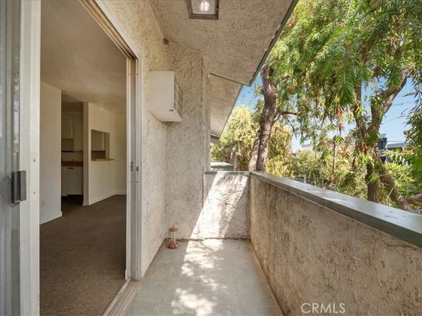 3649 Glendon Avenue 202, Los Angeles CA 90034