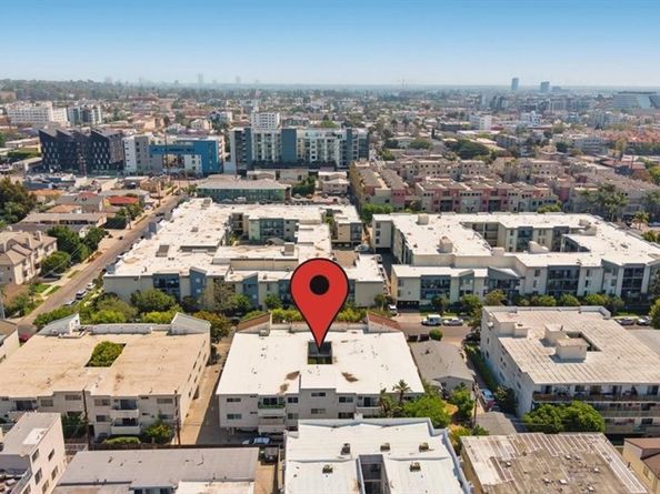 3649 Glendon Avenue 202, Los Angeles CA 90034