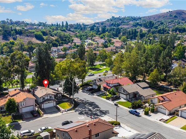 1 Country Wood Drive, Pomona CA 91766