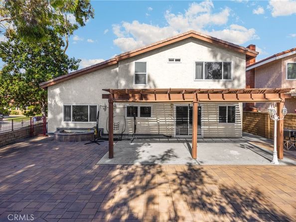1 Country Wood Drive, Pomona CA 91766