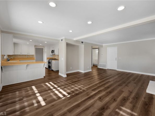 1 Country Wood Drive, Pomona CA 91766