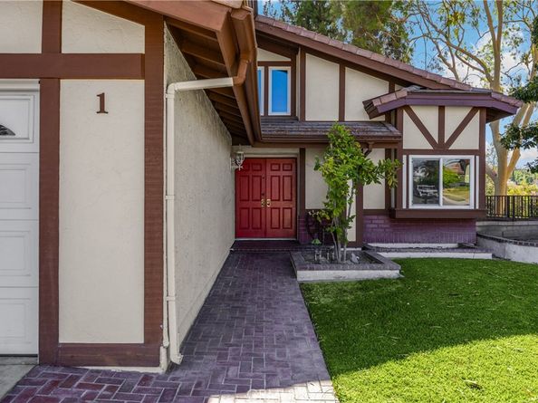 1 Country Wood Drive, Pomona CA 91766