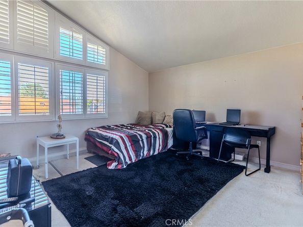 2241 N 1st Avenue, Upland CA 91784