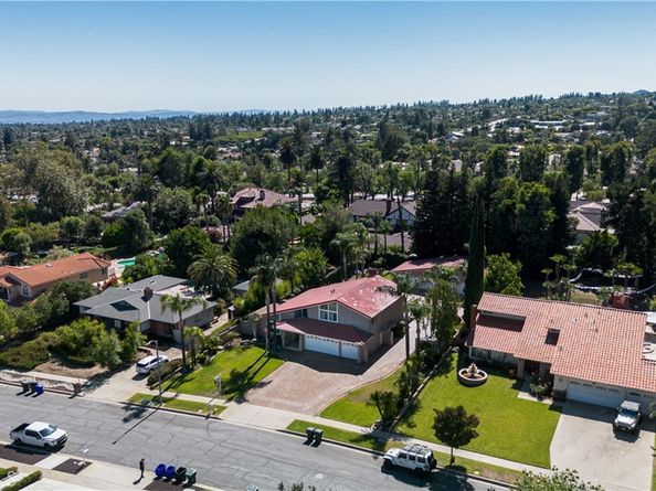 2241 N 1st Avenue, Upland CA 91784