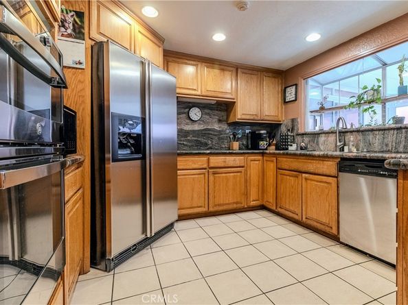 2241 N 1st Avenue, Upland CA 91784