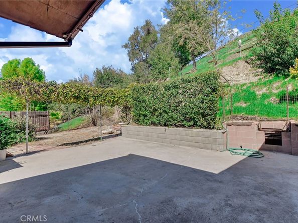 8939 Oswego Street, Sunland CA 91040