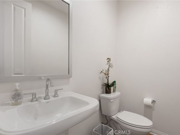 900 N Primrose Lane A, Azusa CA 91702