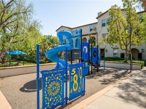 900 N Primrose Lane A, Azusa CA 91702