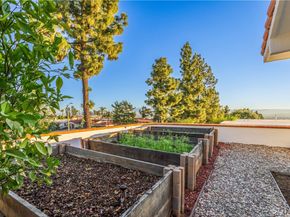 2817 N Mountain, Claremont CA 91711