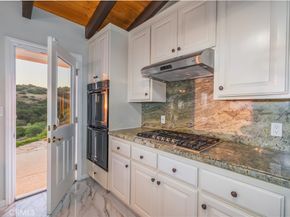 2817 N Mountain, Claremont CA 91711