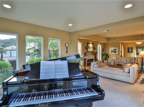 2708 N Mountain Avenue, Claremont CA 91711