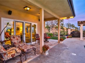 2708 N Mountain Avenue, Claremont CA 91711