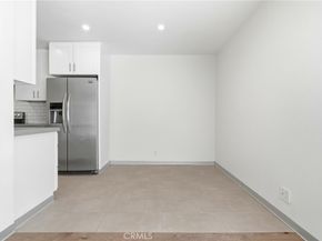 1735 N Fuller Ave 330, Los Angeles CA 90046