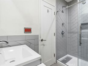 1735 N Fuller Ave 330, Los Angeles CA 90046