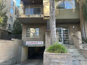 2864 Sunset Place 205, Los Angeles CA 90005