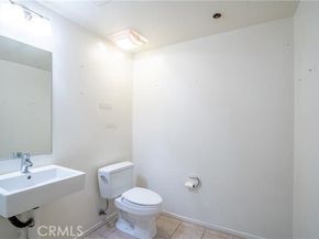 2864 Sunset Place 205, Los Angeles CA 90005
