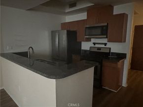 2864 Sunset Place 205, Los Angeles CA 90005